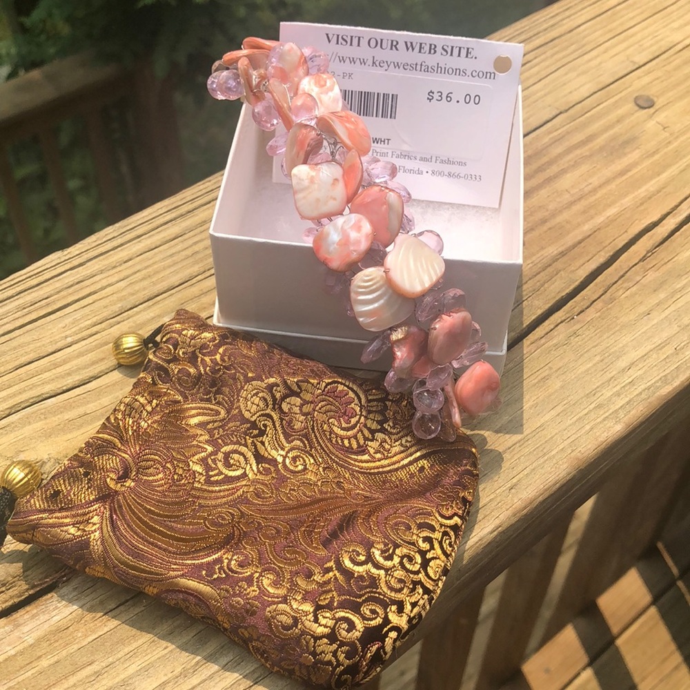 NWT Key West Fashions Shell and Crystal bracelet